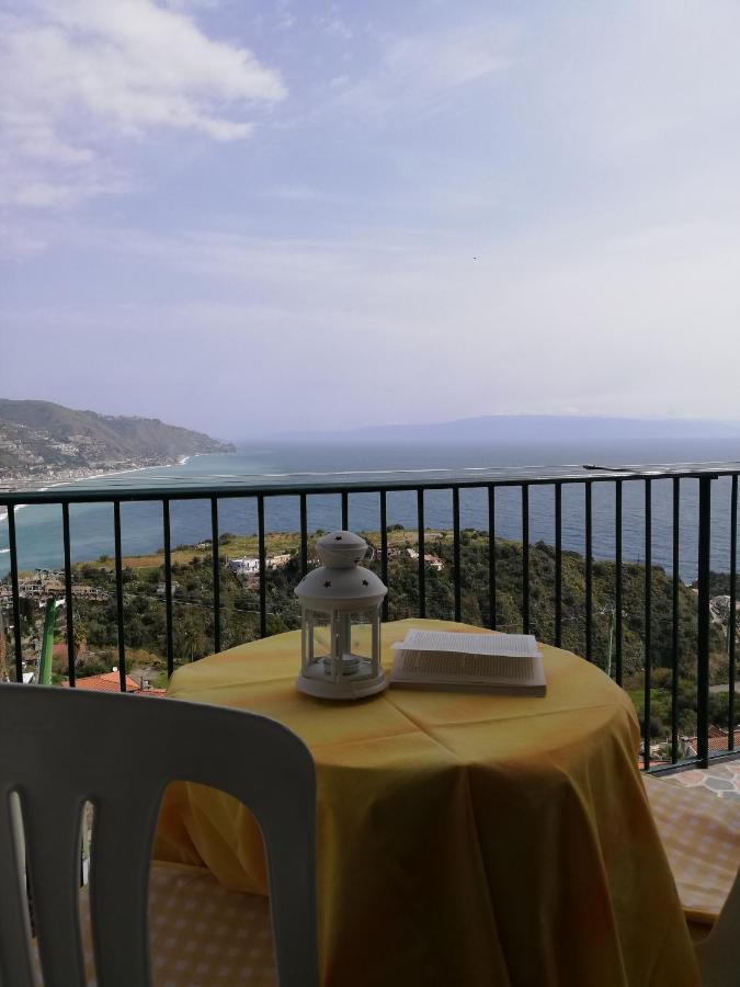 Il Normanno, Appartamento Con Panorama Mozzafiato Taormina Luaran gambar