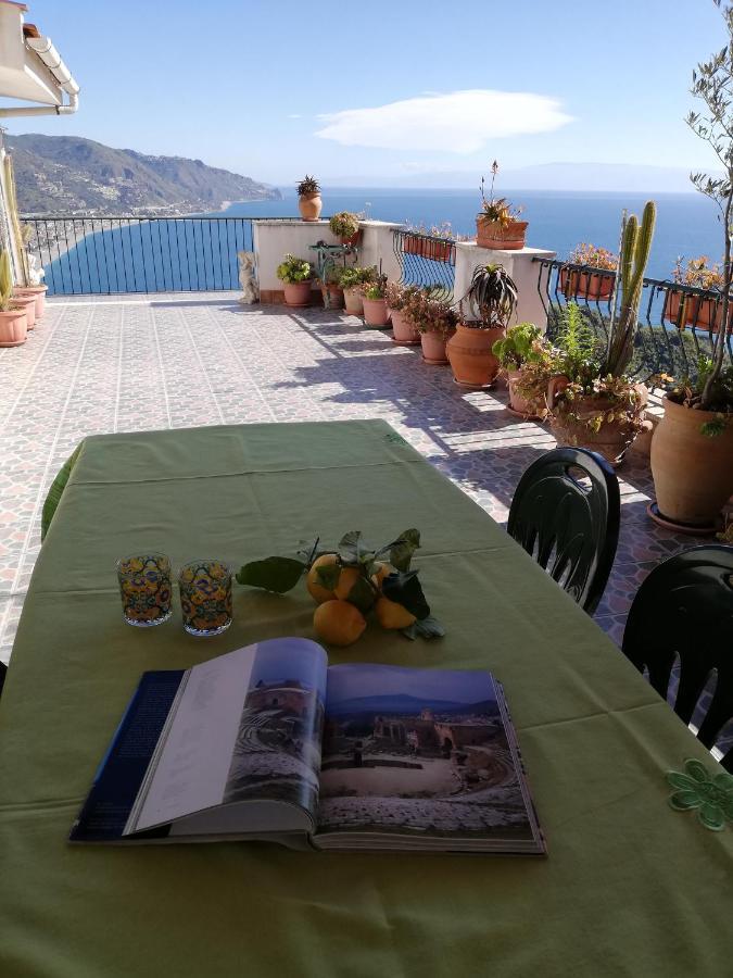 Il Normanno, Appartamento Con Panorama Mozzafiato Taormina Luaran gambar