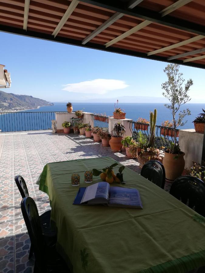 Il Normanno, Appartamento Con Panorama Mozzafiato Taormina Luaran gambar